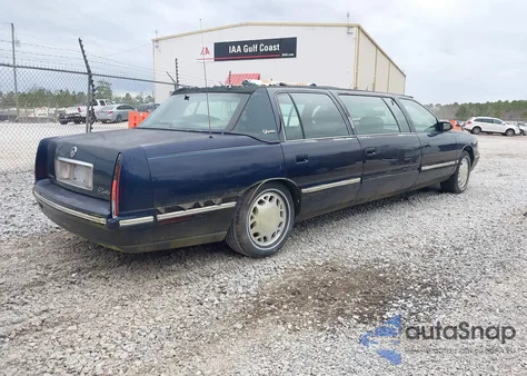 1998 Cadillac Deville Professional z USA, uszkodzony, nr VIN 1GEEH90Y8WU550368